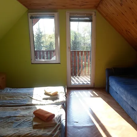 Center Angelos Bronkow Room photo
